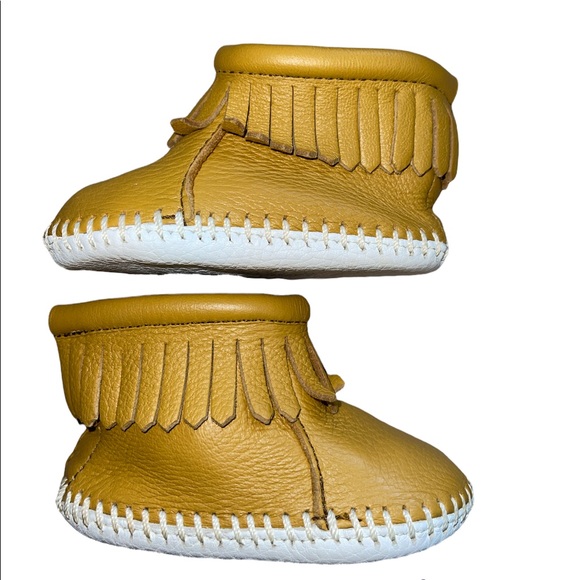 Leather Baby Moccasins - Picture 1 of 4